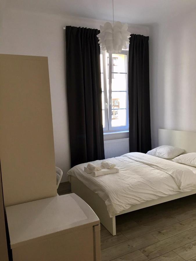 Orion Apartments Красков Екстериор снимка